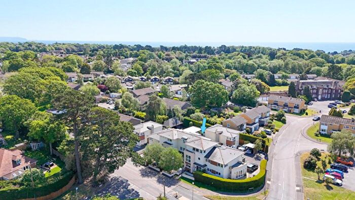 4 Bedroom Town House For Sale In Smugglers Lane North, Highcliffe, Christchurch, BH23