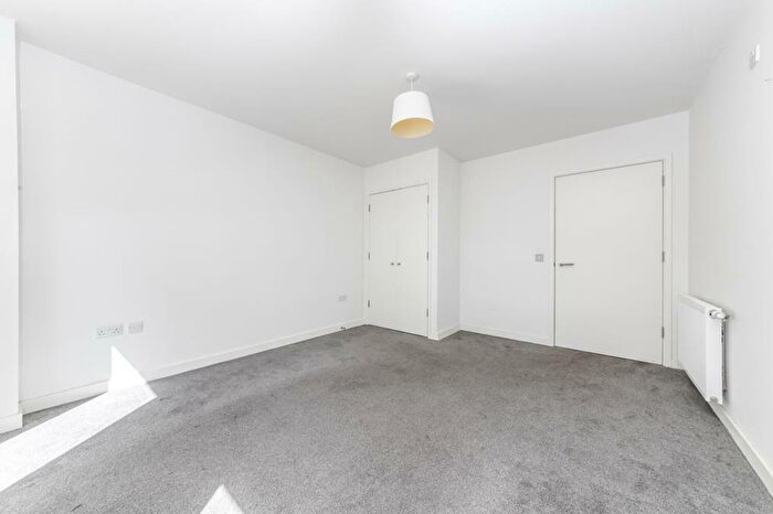 1 Bedroom Apartment For Sale In Thornlaw Road West Norwood, SE27
