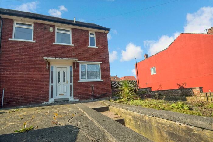 2 Bedroom End Of Terrace House To Rent In Guildford Road, Salford, M6