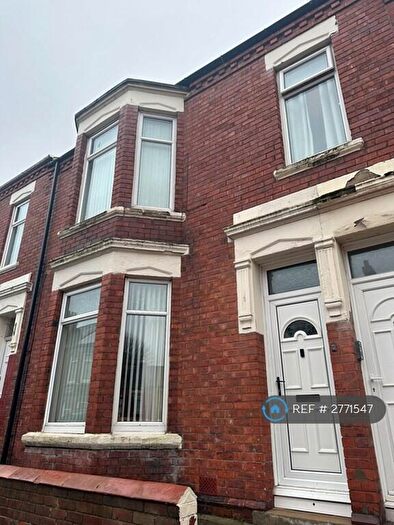 3 Bedroom Flat To Rent In Candlish Street, South Shields, NE33