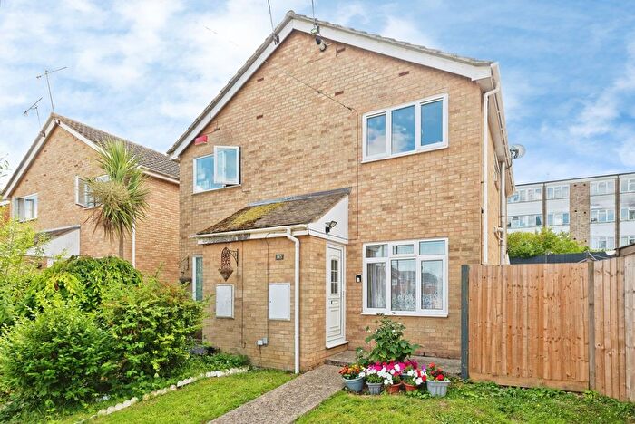 2 Bedroom Semi Detached House For Sale In Field Avenue, Canterbury, Kent, CT1