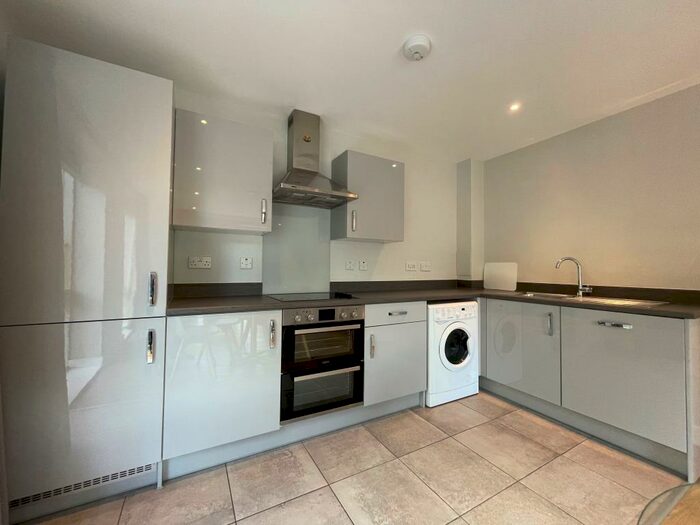 2 Bedroom Apartment To Rent In The Circle, New Walk Place, Leicester, LE1