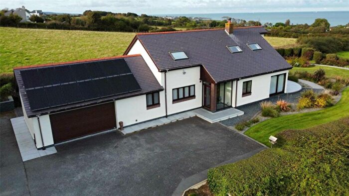 5 Bedroom Detached House For Sale In Amlwch Road, Benllech, Anglesey, Sir Yny Mon, LL74