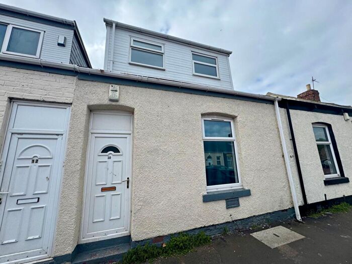3 Bedroom Terraced House To Rent In Neville Road, Sunderland, SR4