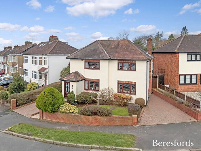 4 Bedroom Detached House For Sale In Westwood Avenue, Brentwood, CM14
