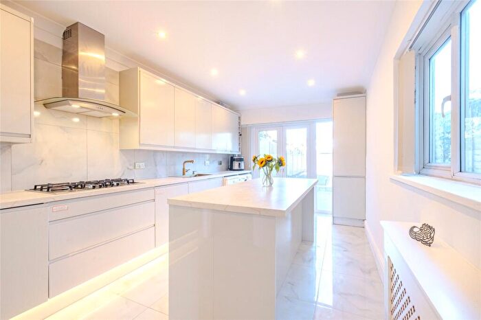 4 Bedroom House For Sale In Northwood Road, Thornton Heath, CR7