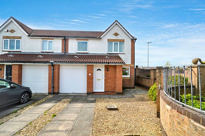3 Bedroom Semi-Detached House For Sale In Priory Park, Amble, NE65