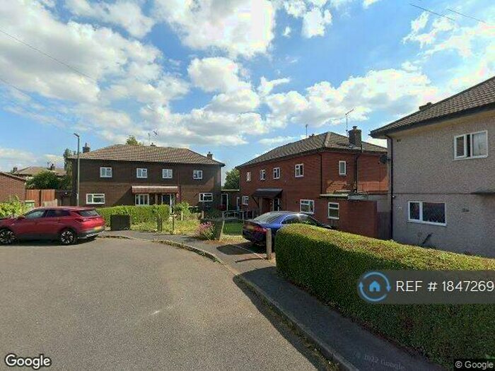 3 Bedroom Semi-Detached House To Rent In Burns Drive, Grassmoor, Chesterfield, S42