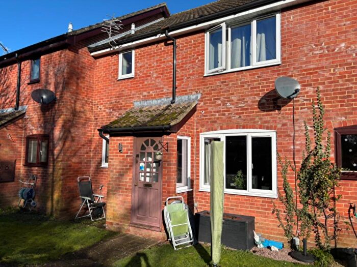 1 Bedroom Terraced House To Rent In Eleanor Court, SP11