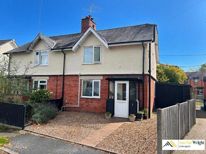 3 Bedroom Semi-Detached House For Sale In Caswell Road, Leominster, HR6