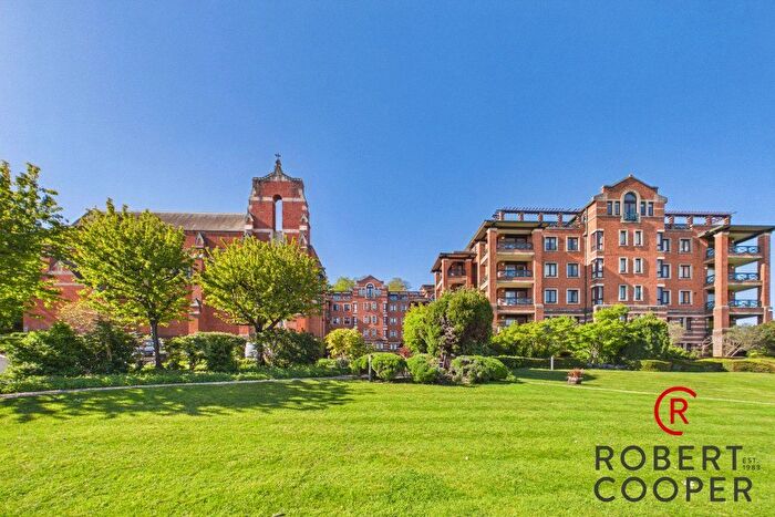 2 Bedroom Flat For Sale In Chasewood Park, Sudbury Hill, HA1