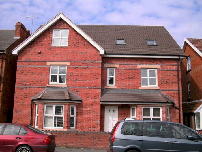 1 Bedroom Apartment To Rent In Mount Pleasant, Southcrest, Redditch, B97