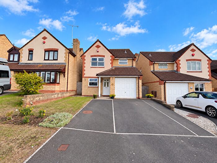 3 Bedroom Detached House For Sale In Bridge Rise, Martock, TA12
