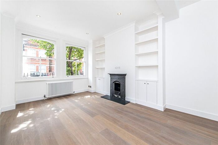 2 Bedroom Flat To Rent In Rosebury Road, Fulham, SW6