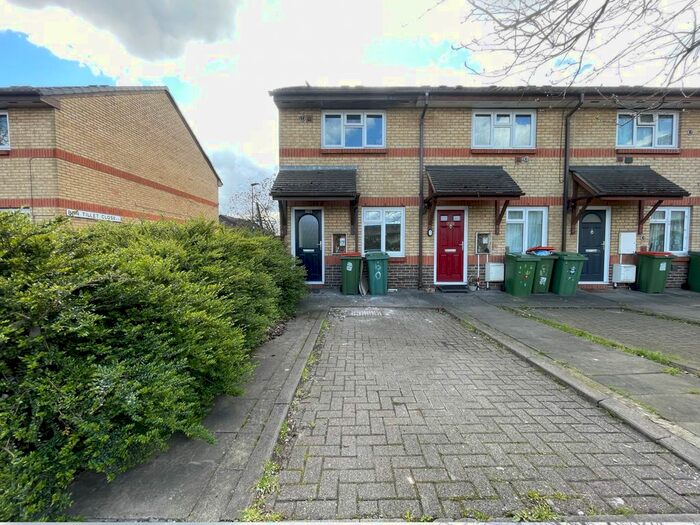 2 Bedroom Terraced House To Rent In Newland Street, London, E16