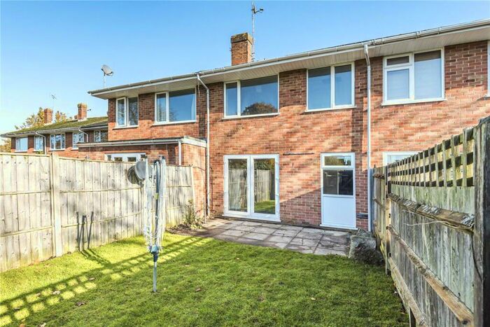 3 Bedroom Terraced House To Rent In Eling Close, Winchester, Hampshire, SO22