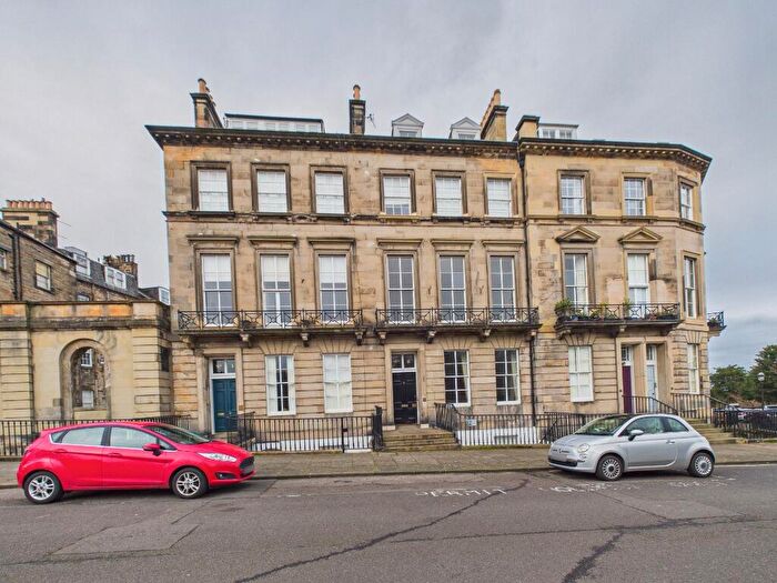 2 Bedroom Flat To Rent In Eton Terrace, New Town, Edinburgh, EH4