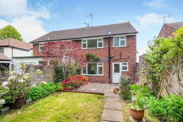 3 Bedroom House To Rent In Chichester Road, Sw, Saffron Walden, CB11