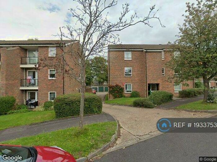 1 Bedroom Flat To Rent In Elder Close, Winchester, SO22