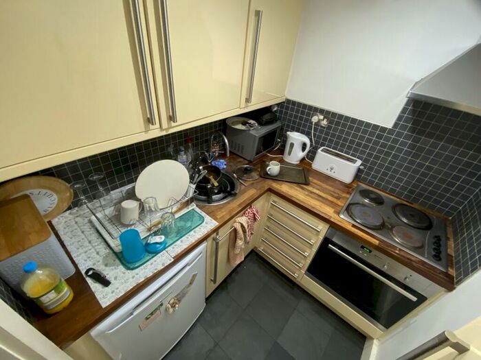 1 Bedroom Flat To Rent In Basement, Huskisson St **, L8