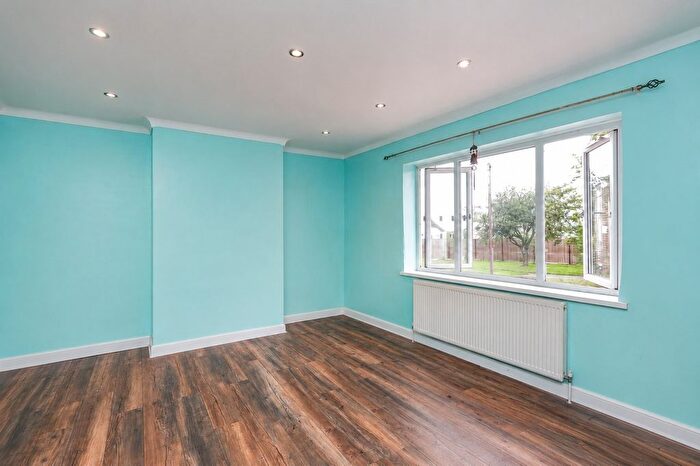 2 Bedroom Flat To Rent In Greenford Road, Greenford, UB6