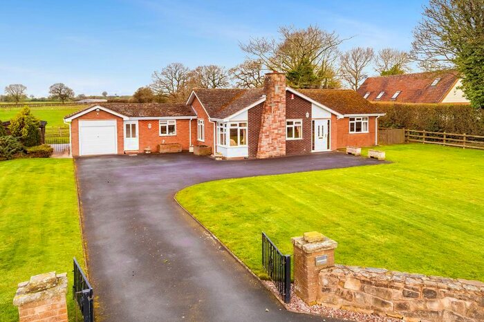 3 Bedroom Detached Bungalow For Sale In Knighton Road, Woore, Crewe, CW3