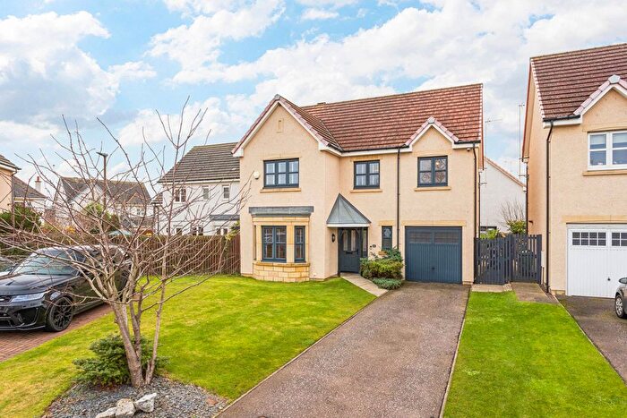 4 Bedroom Detached House For Sale In Salisbury Walk, Dunbar, EH42