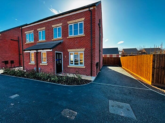 4 Bedroom Semi-detached House To Rent In William Venables Drive, Priorslee, Telford, TF2