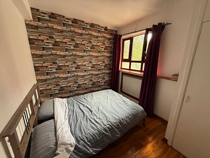 2 Bedroom Flat To Rent In Chadswell House, Cromer Street, Kings Cross, London, WC1H