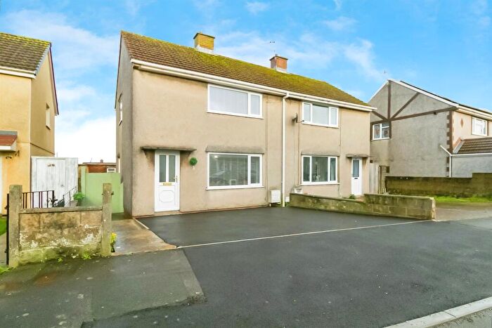 2 Bedroom Semi Detached House For Sale In Heol Onnen, North Cornelly, Bridgend, CF33