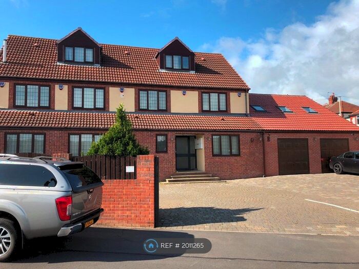 2 Bedroom Flat To Rent In Ecclesfield Road, Sheffield, S35