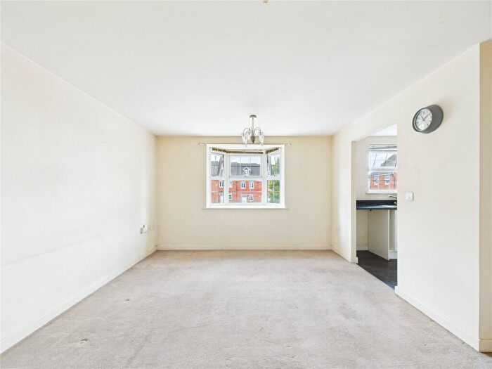 2 Bedroom Apartment For Sale In Trinity Court, Kingswood, Bristol, BS15