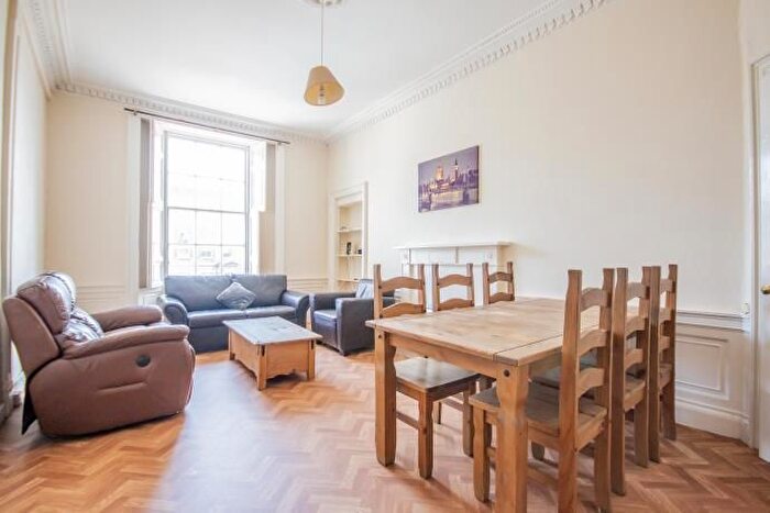 5 Bedroom Flat To Rent In Bernard Street, Edinburgh, EH6
