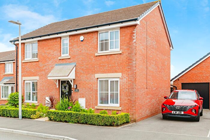 4 Bedroom Detached House For Sale In Railway Road, Rhoose, Barry, CF62