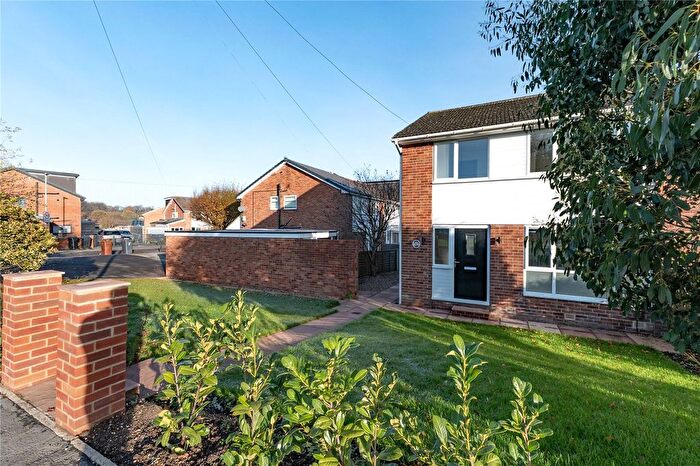 4 Bedroom Detached House For Sale In King Lane, Leeds, West Yorkshire, LS17