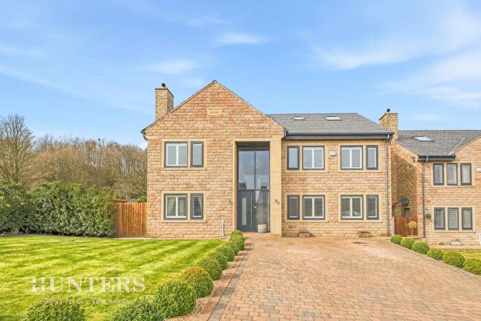 5 Bedroom Detached House For Sale In The Villas, Starring Road, Littleborough, OL15