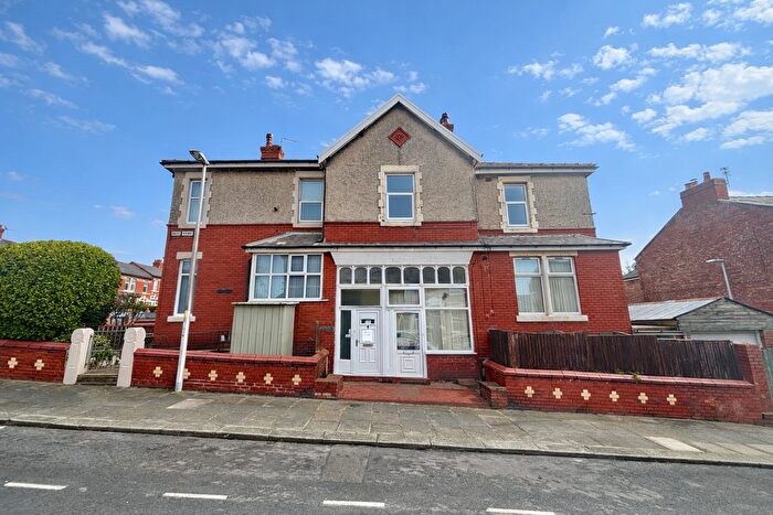 1 Bedroom Flat For Sale In Maple Avenue, Stanley Park, FY3