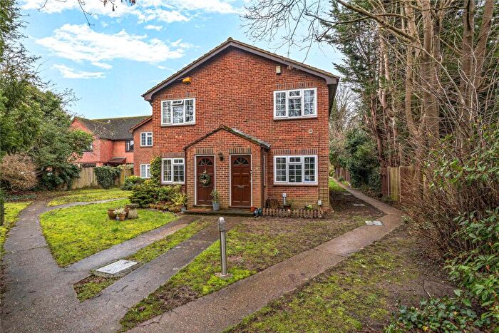 1 Bedroom House For Sale In Audley Walk, Orpington, BR5