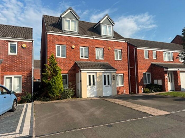 3 Bedroom Semi Detached House For Sale In Ward Street, Ettingshall, Wolverhampton, WV2