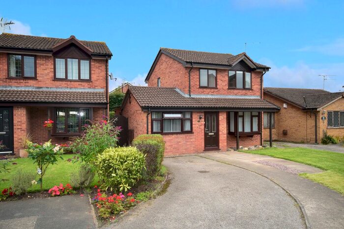 4 Bedroom Detached House For Sale In Walnut Drive, Whitchurch, SY13