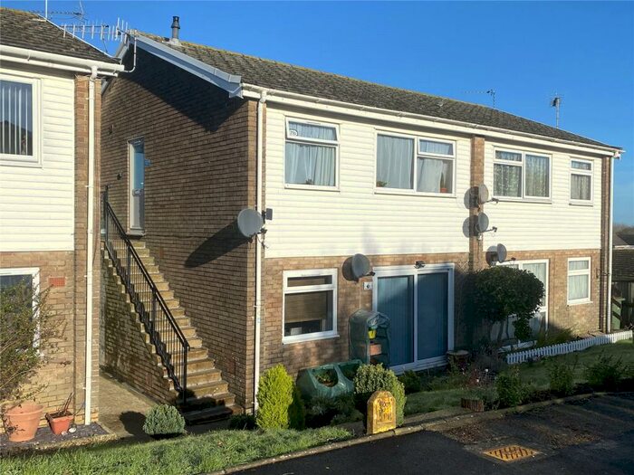 2 Bedroom Flat For Sale In Blythe Way, Shanklin, Isle Of Wight, PO37