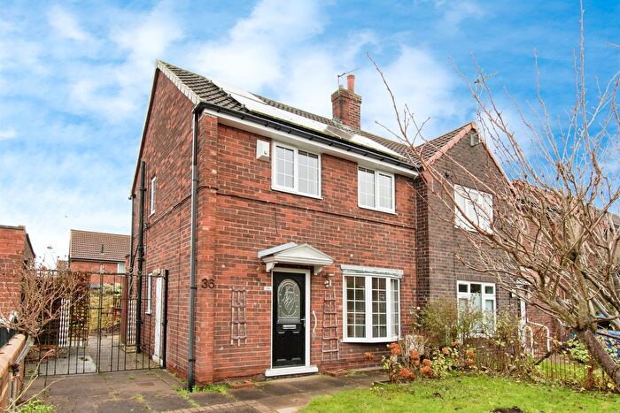 2 Bedroom Semi-Detached House For Sale In Penrith Crescent, Castleford, WF10