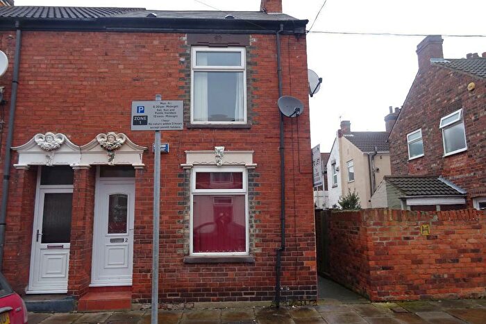 2 Bedroom End Of Terrace House To Rent In Brougham Street, Hull, HU3