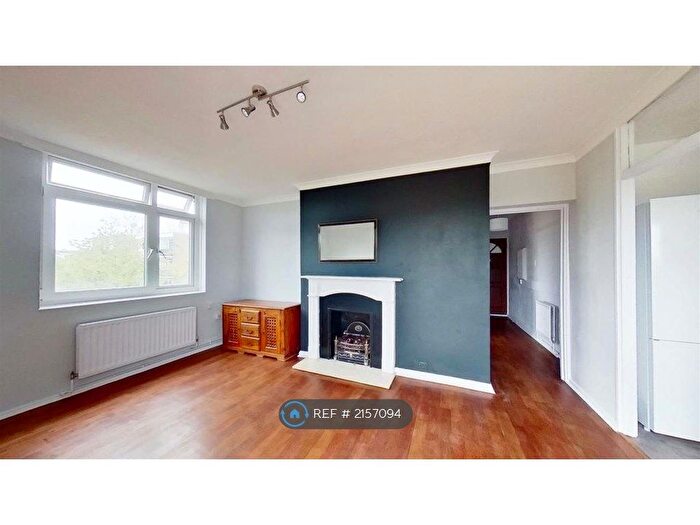1 Bedroom Flat To Rent In Earlsfield, London, SW17