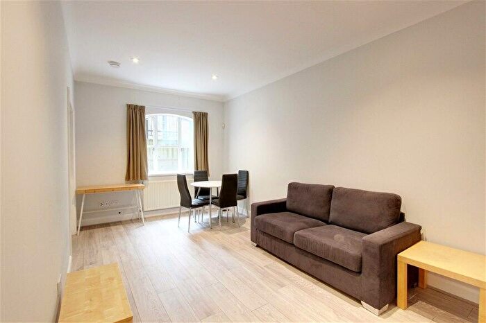 1 Bedroom Flat To Rent In Scandrett Street, Wapping, London, E1W