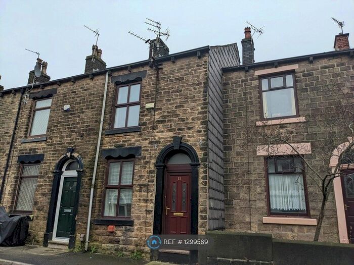 2 Bedroom Terraced House To Rent In Dixon Street, Oldham OL4