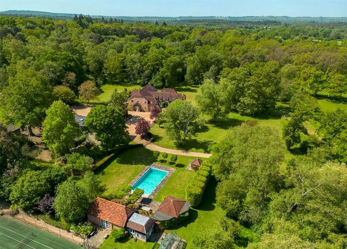 11 Bedroom Detached House For Sale In Oakley Lane, Newtown, Newbury, RG20