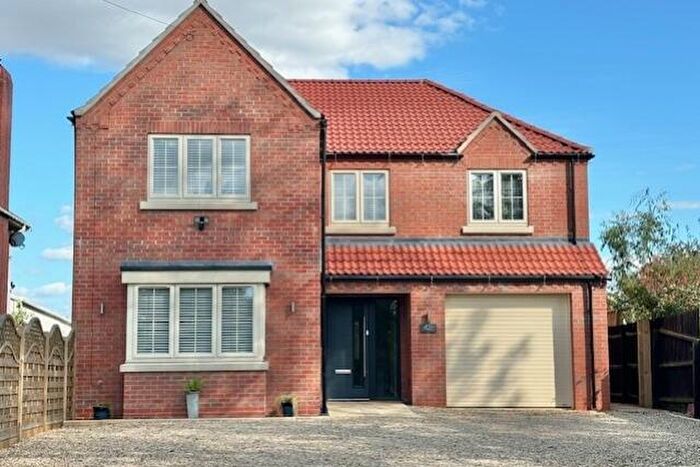 4 Bedroom Detached House For Sale In Fen Road, Billinghay, LN4