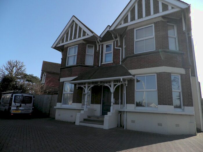 1 Bedroom Flat To Rent In Bedfordwell Road, Eastbourne, BN21