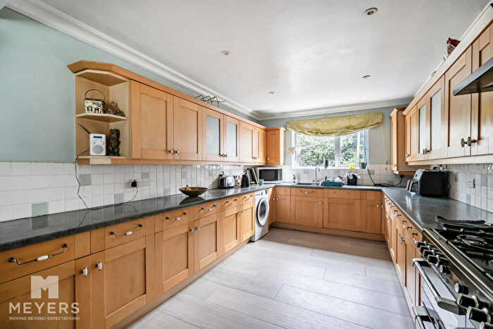 4 Bedroom Detached House For Sale In Blandford Road, Wimborne, BH21